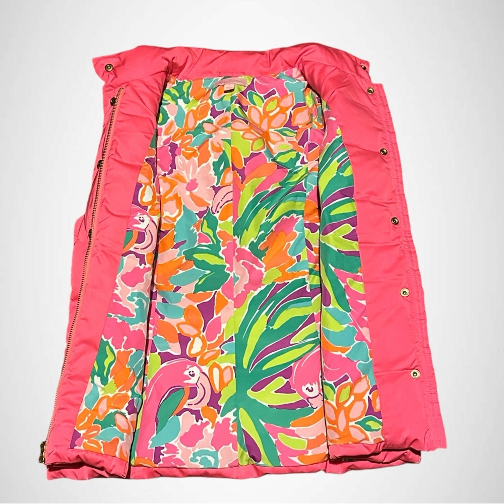 Lilly Pulitzer Pink Quilted Puffer Vest with Floral Inside Size S - Picture 4 of 8